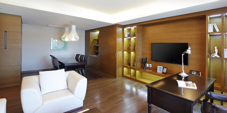 New Royal Suite Room View4